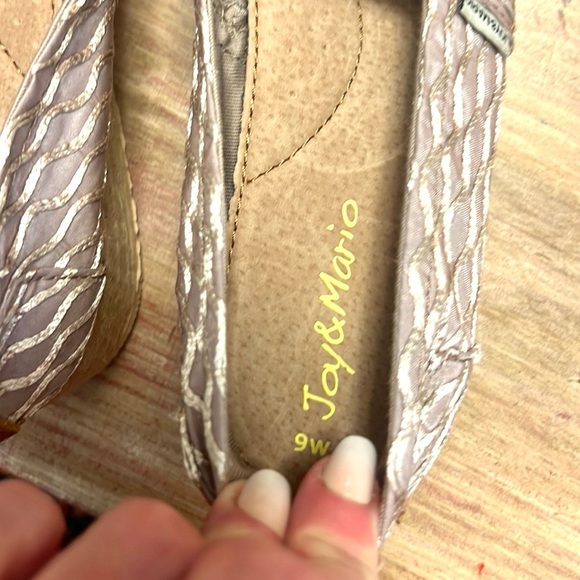 Joy & Mario,Pink Shimmering Satin,Hint of Shine,Women's Espadrilles,EUC, Size 9W - Picture 7 of 8